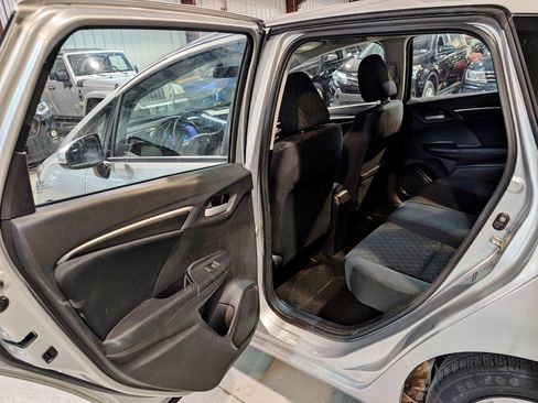 Used 2015 Honda Fit LX image 18