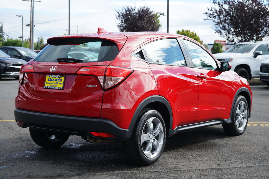 Used 2018 Honda HR-V LX image 6