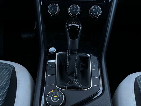 Used 2025 Volkswagen Taos S image 22