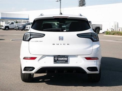 Used 2025 Buick Encore GX Avenir w/ Avenir Technology Package image 5