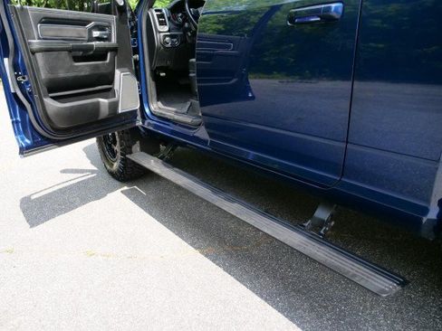 Used 2022 RAM 2500 Laramie AWD/4WD image 25