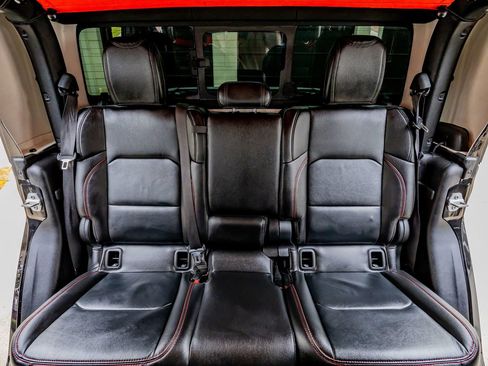 Used 2022 Jeep Gladiator Rubicon w/ LED Lighting Group image 34