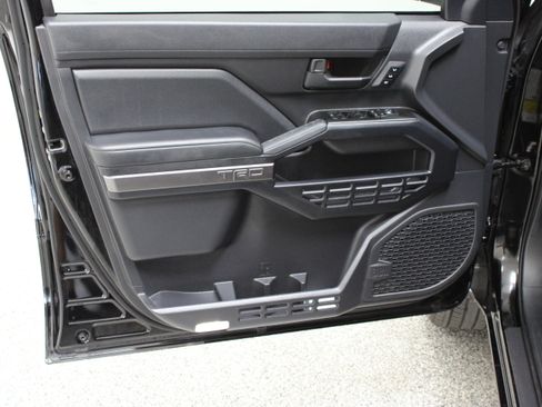 Used 2025 Toyota 4Runner TRD Sport Premium AWD/4WD image 12