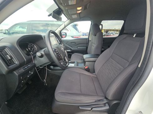 Used 2025 Nissan Frontier S w/ S Utility Package AWD/4WD image 6