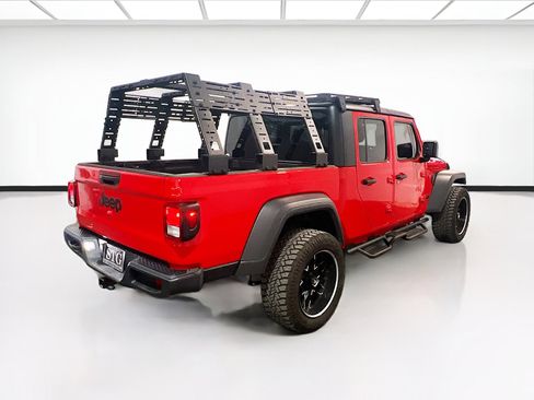 Used 2025 Jeep Gladiator Sport image 4