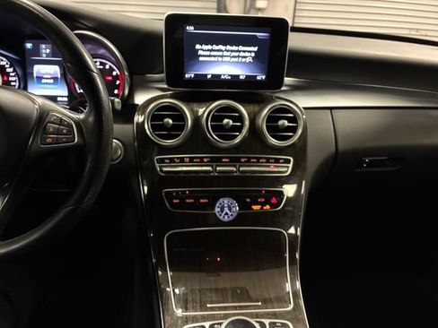 Used 2018 Mercedes-Benz C 300 4MATIC Sedan image 18