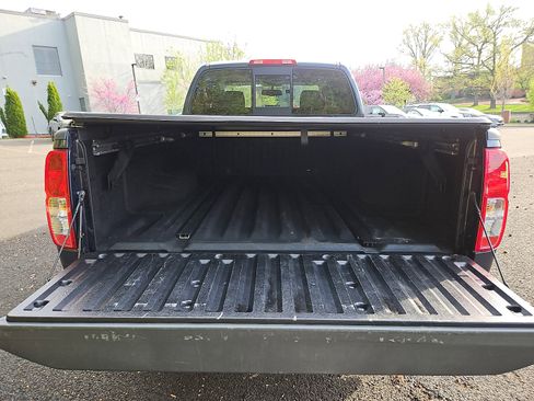 Used 2017 Nissan Frontier SV w/ SV Value Truck Package image 28