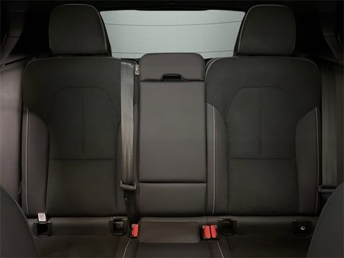 Used 2023 Volvo XC40 Recharge Ultimate w/ Protection Package Premier image 62