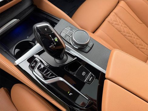 Certified 2023 BMW 540i xDrive w/ M Sport Package image 25