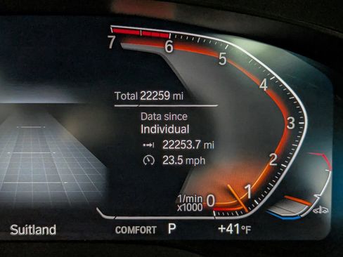 Certified 2023 BMW 530i xDrive w/ M Sport Package AWD/4WD image 37