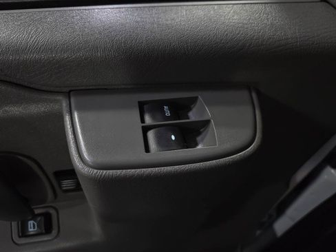 Used 2020 Chevrolet Express 2500 w/ Driver Convenience Package RWD image 27