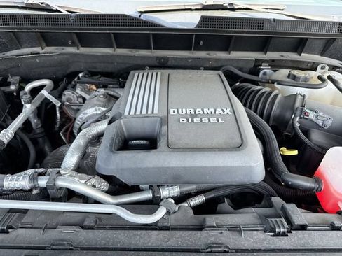 Used 2023 Chevrolet Silverado 1500 RST AWD/4WD image 26