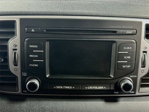 Used 2019 Kia Sportage LX image 12