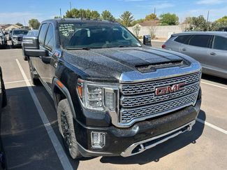 Used 2023 GMC Sierra 2500 Denali w/ Denali Black Diamond Edition AWD/4WD video 2