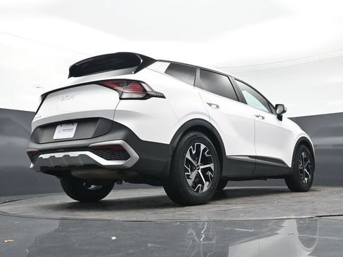 Used 2023 Kia Sportage EX FWD image 29