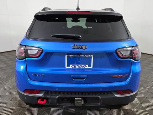 Used 2024 Jeep Compass Trailhawk w/ Trailhawk Elite Group image 8