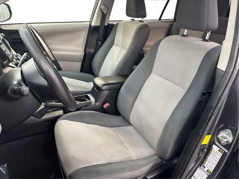 Used 2013 Toyota RAV4 LE AWD/4WD image 13