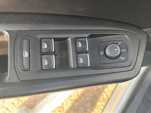 Used 2019 Volkswagen Atlas SE image 20