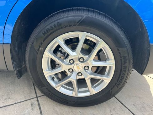 Used 2024 Chevrolet Equinox LT AWD/4WD image 14