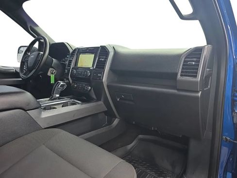 Used 2018 Ford F150 XLT w/ Equipment Group 302A Luxury AWD/4WD image 19