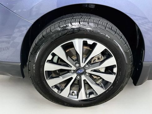 Used 2017 Subaru Outback 2.5i Limited AWD/4WD image 24