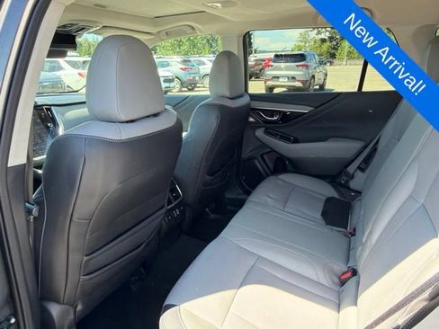 Used 2023 Subaru Outback Limited AWD/4WD image 12