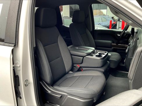 Used 2019 Chevrolet Silverado 1500 LT w/ All-Star Edition AWD/4WD image 9