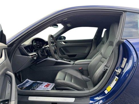 Used 2020 Porsche 911 Carrera 4S image 18
