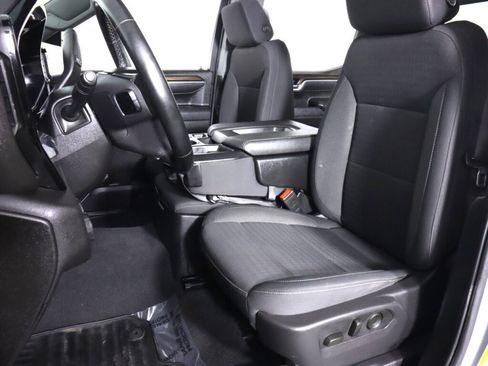 Used 2025 Chevrolet Silverado 1500 LT image 31