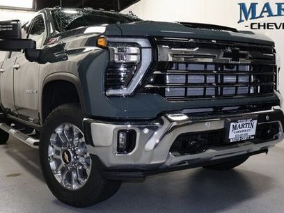 New 2025 Chevrolet Silverado 3500 LTZ w/ LTZ Premium Package