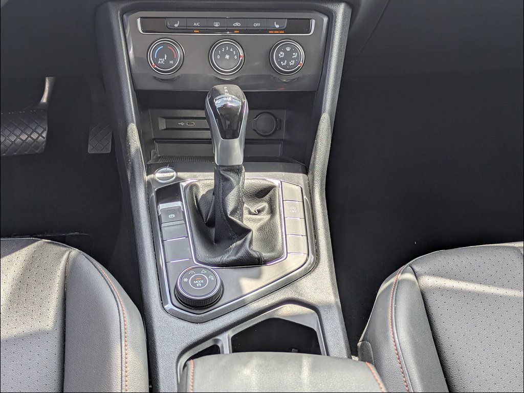 Used 2024 Volkswagen Tiguan Wolfsburg Edition AWD/4WD image 23