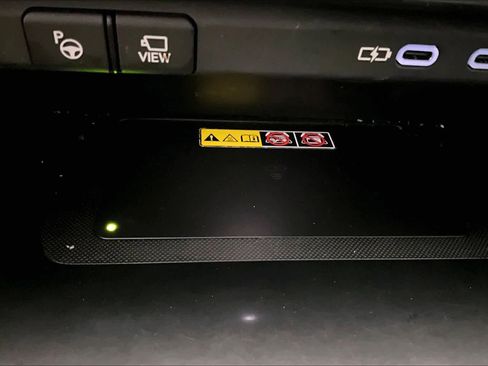 Used 2023 Lexus RZ 450e Premium image 34