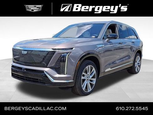 New 2026 Cadillac Vistiq Premium Luxury w/ LPO, Floor Liner Package AWD/4WD image 1