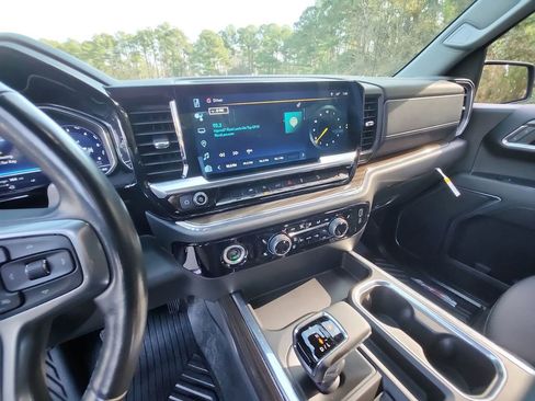 Certified 2023 Chevrolet Silverado 1500 RST image 16