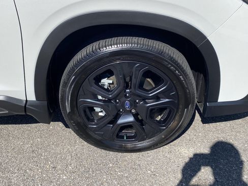 Certified 2025 Subaru Ascent Bronze Edition AWD/4WD image 24