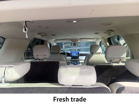 Used 2020 Lincoln Navigator 2WD image 7