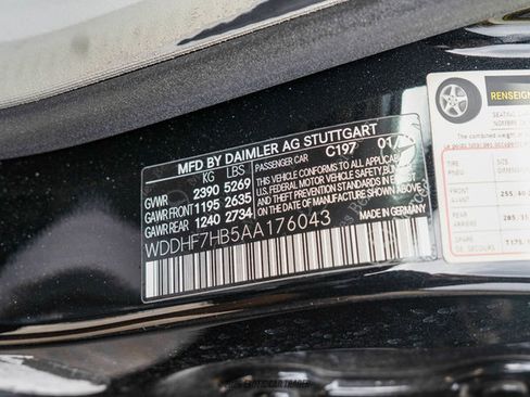 Used 2010 Mercedes-Benz E 63 AMG Sedan image 65