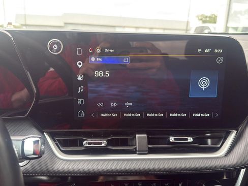 Used 2025 Chevrolet Equinox LT AWD/4WD image 31