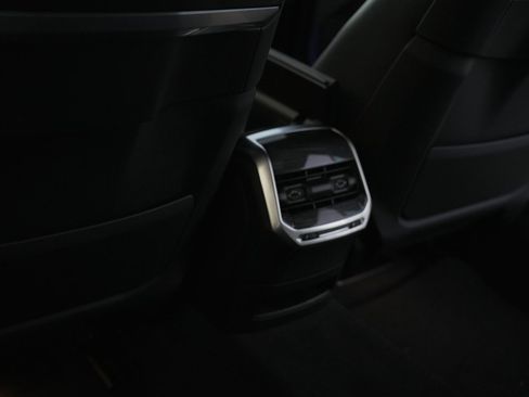 Used 2024 BMW 740i 740i image 20