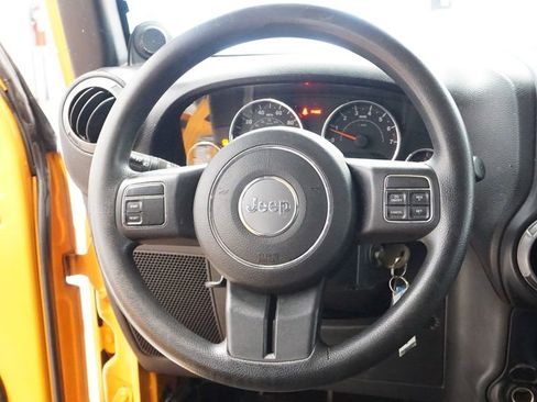 Used 2012 Jeep Wrangler Unlimited Sport image 26