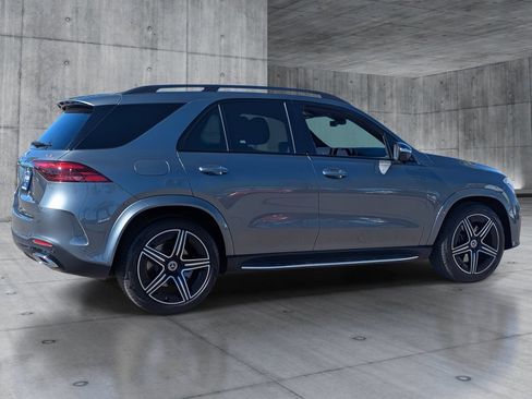 Used 2025 Mercedes-Benz GLE 350 4MATIC w/ AMG Line Exterior image 5