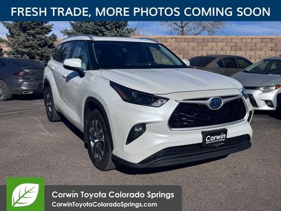 Used 2023 Toyota Highlander XLE