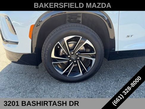 Used 2026 Buick Enclave Sport Touring w/ Power Package AWD/4WD image 23