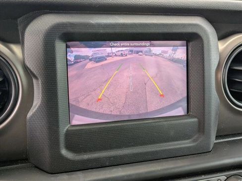 Used 2021 Jeep Wrangler Unlimited Sport image 13