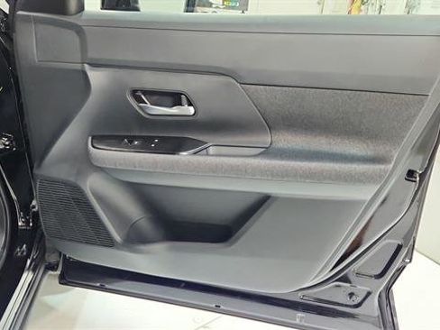 Certified 2026 Nissan Kicks SV FWD image 24