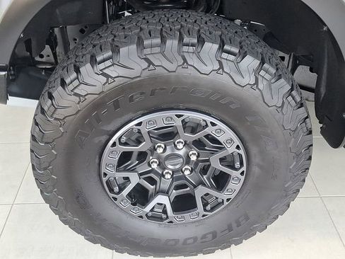 Used 2024 Ford F150 Raptor w/ Equipment Group 803A Raptor R AWD/4WD image 7