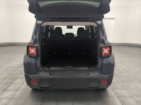 Used 2020 Jeep Renegade Altitude FWD image 29
