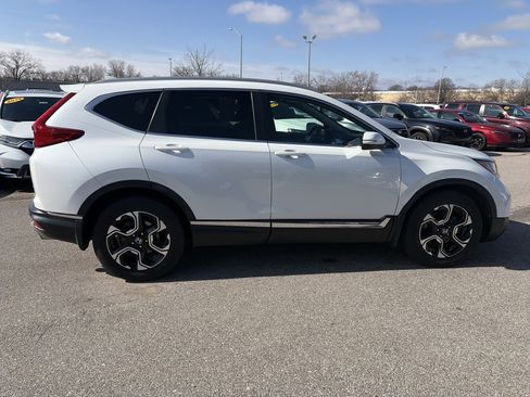 Used 2019 Honda CR-V Touring image 4