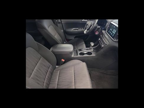 Used 2021 Kia Sportage LX FWD image 18