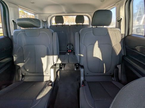 Used 2021 Jeep Grand Cherokee L Laredo w/ Luxury Tech Group I image 22